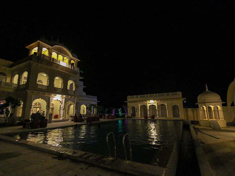 best resort with swiming pool rajasthan